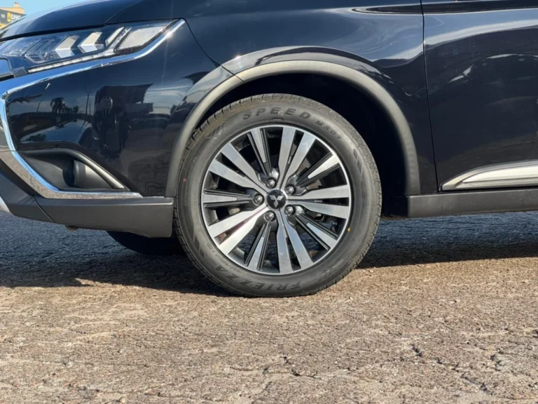 WhatsApp-Image-2025-11-28-at-16.31.53-1-1200x900