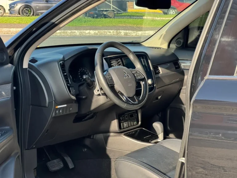 WhatsApp-Image-2025-11-28-at-16.31.56-1-1200x900