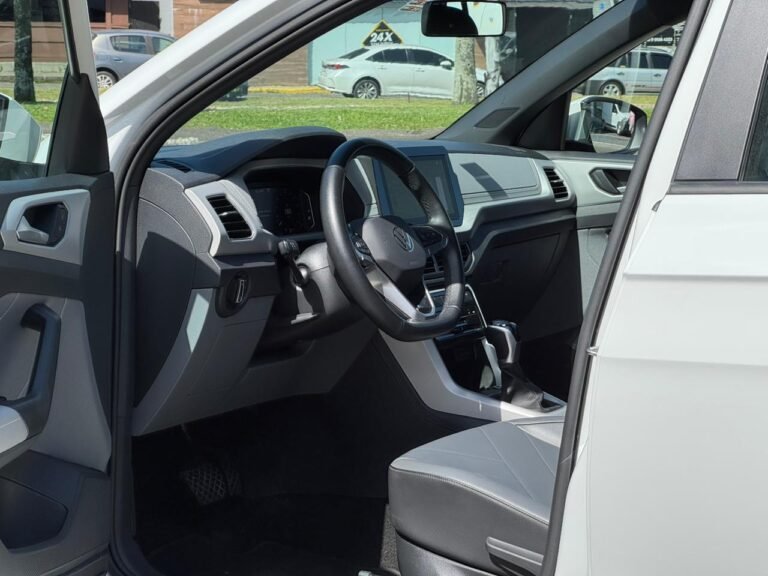 WhatsApp Image 2025-12-17 at 15.35.05 (1)