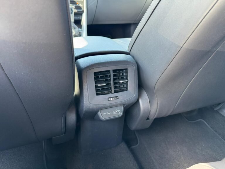 WhatsApp Image 2025-12-17 at 15.35.06 (2)