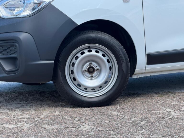 WhatsApp Image 2025-12-17 at 15.35.56