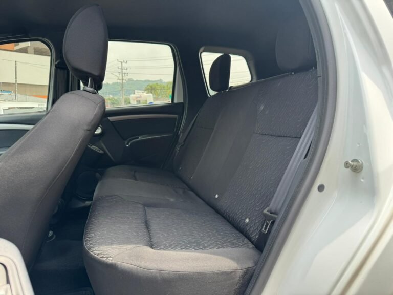 WhatsApp Image 2025-12-17 at 15.36.18 (2)