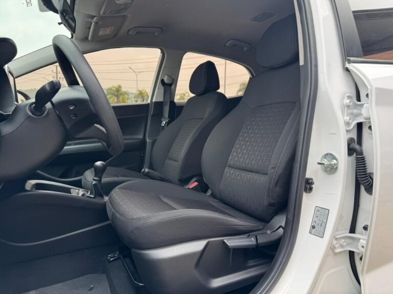 WhatsApp Image 2025-12-17 at 15.36.43 (1)